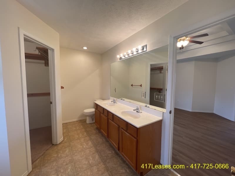 Springfield House: 1849 W Farm Road 102