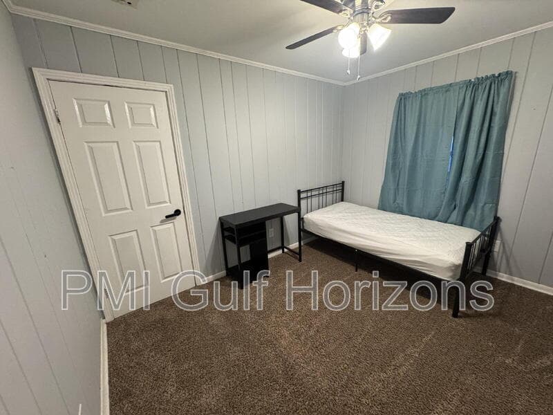 Mobile House: 6509 Zeigler Boulevard