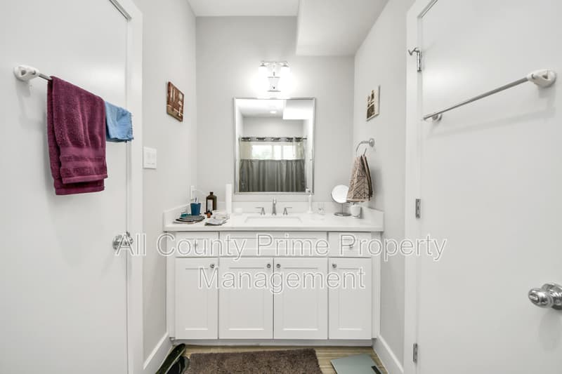 Houston House: 6715 Allegheny Street