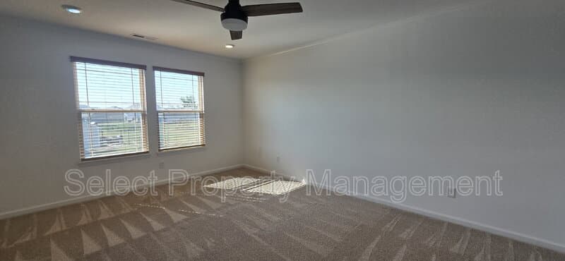 Fort Wayne House: 1396 Livingston Lakes Way