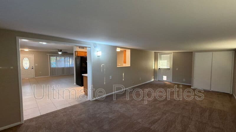 Sun City House: 10814 West Saratoga Circle