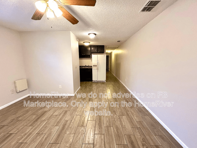 Tampa Condo: 1207 E 108th Ave