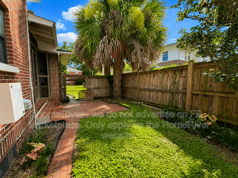 Jacksonville Townhome: 1514 Mcduff Ave S