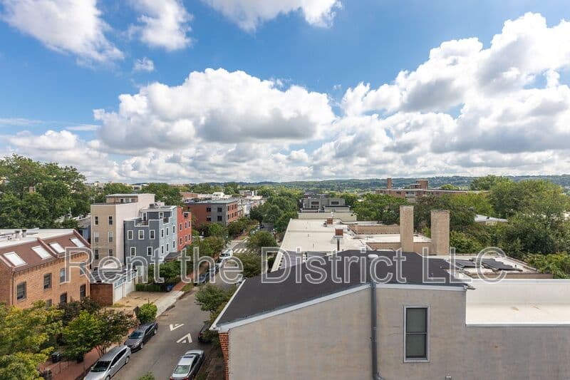 Washington Condo: 1345 K Street SE