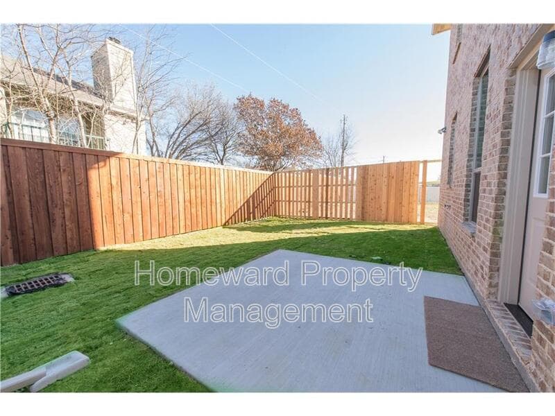 Irving House: 4004 Hanaa Court