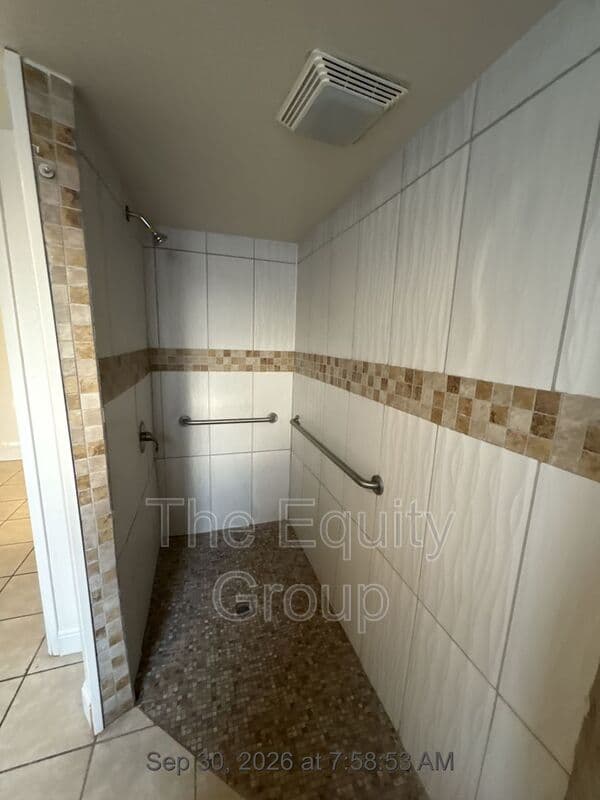Visalia Condo: 32606 Road 124