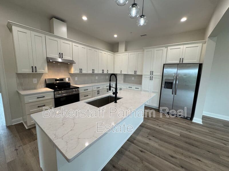 Columbus Condo: 6801 River Rd Building I