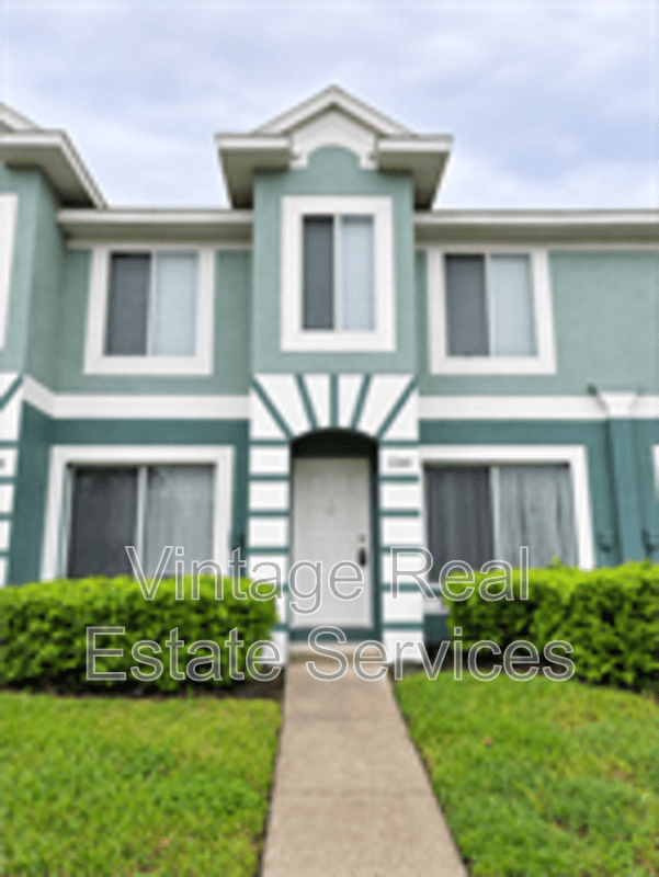 Brandon Townhome: 2260 Fluorshire Dr