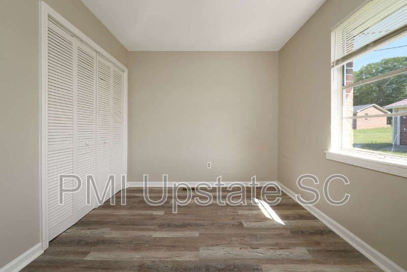 Honea Path Condo: 700 Brook Street