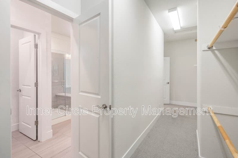 Brentwood House: 376 Bougainvilla Drive