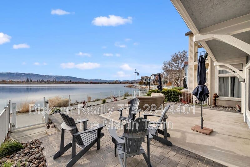 Sparks House: 1165 Harbour Cove Court