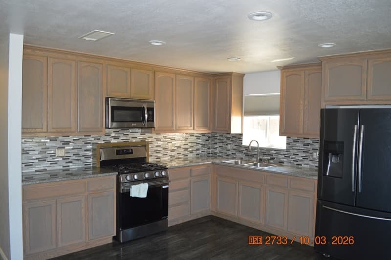 Livingston House: 1720 Hickory Avenue
