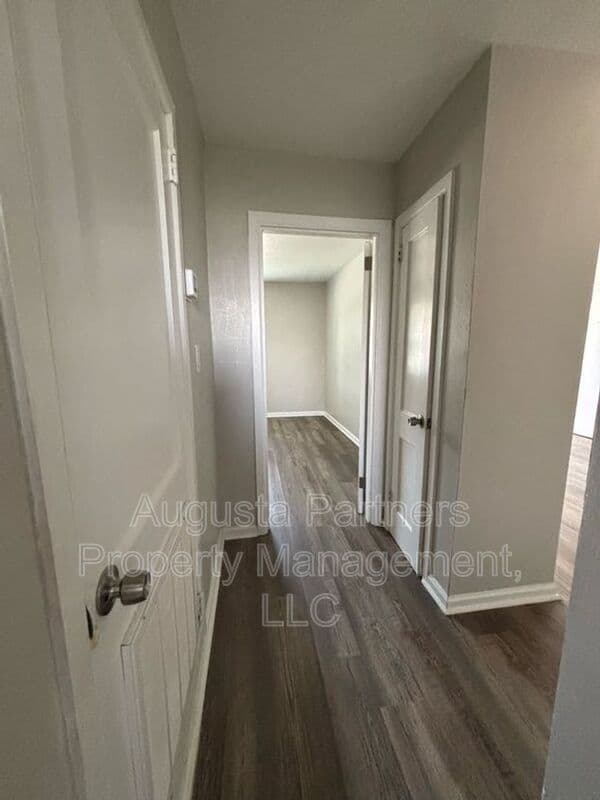 Augusta Condo: 110 3rd St