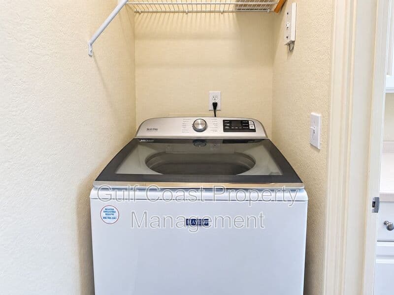 Bradenton Condo: 210 3rd Street West