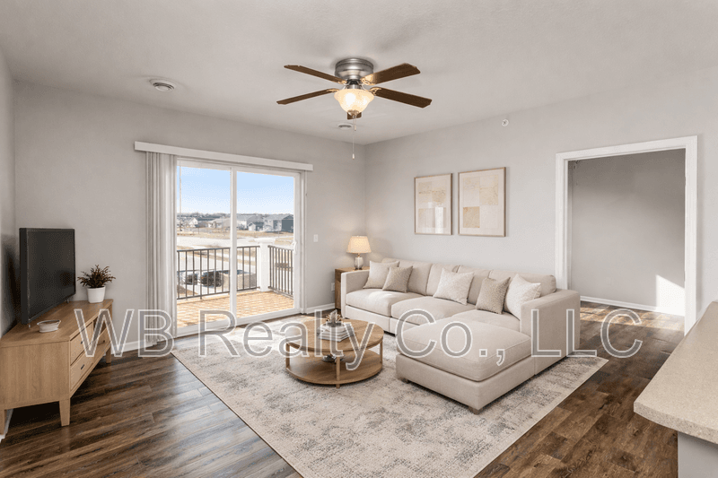 Grimes Condo: 1951 N James St