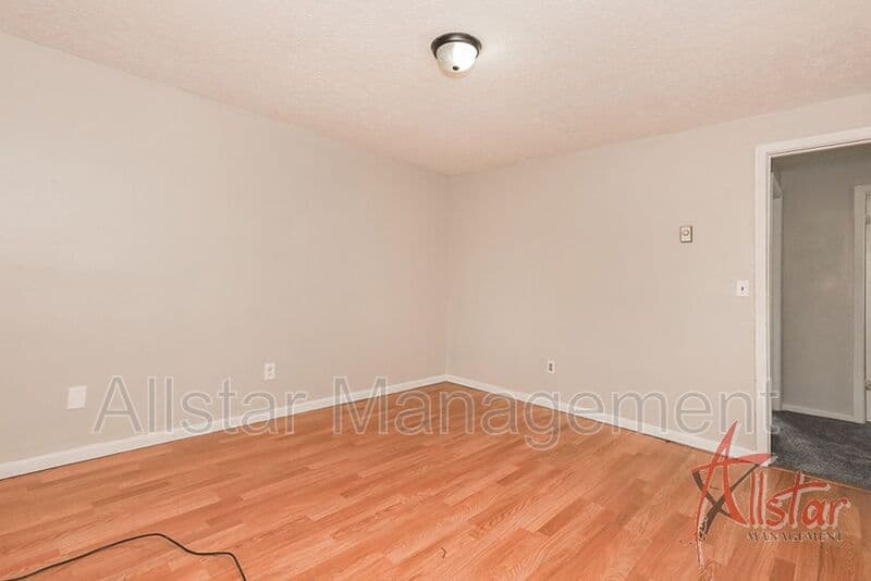 Lorain House: 1321 Massachusetts Ave