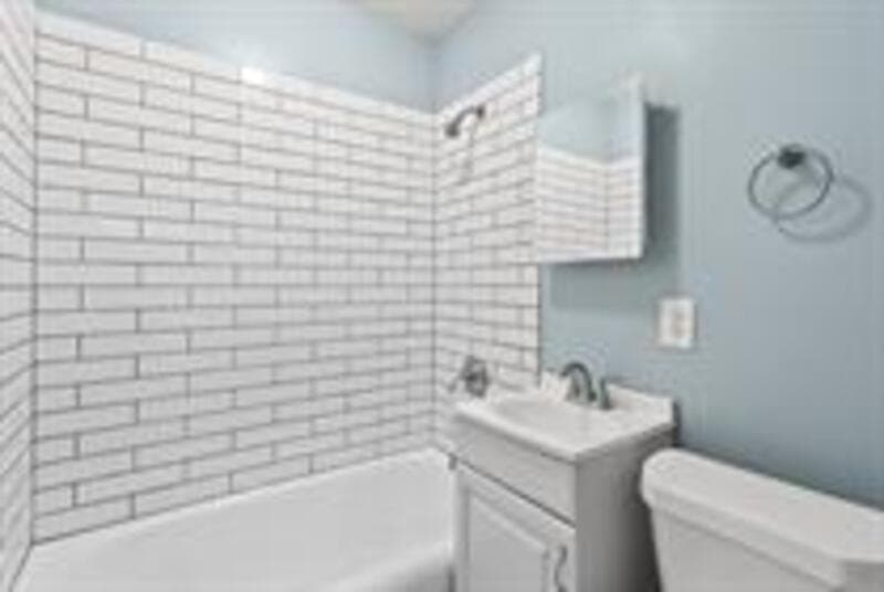 Kansas City Condo: 4545 Main St - 17