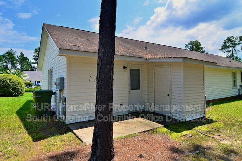 Columbia House: 22A Prices Ct