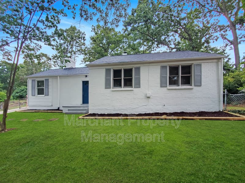 Greenville House: 4 Brookforest Drive