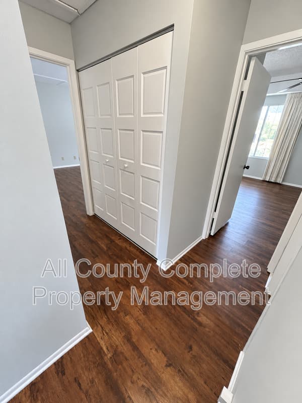 Jacksonville Condo: 6213 Lake Tahoe Dr