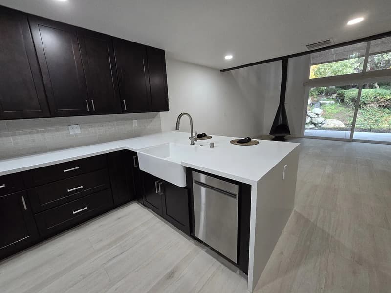 Orange Condo: 4900 E Chapman Ave
