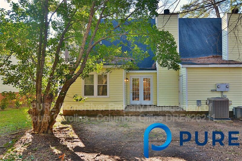 Irmo House: 249 Friarsgate Blvd