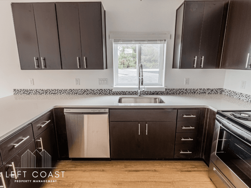 Lincoln City Condo: 680 SE Hwy 101 - 202