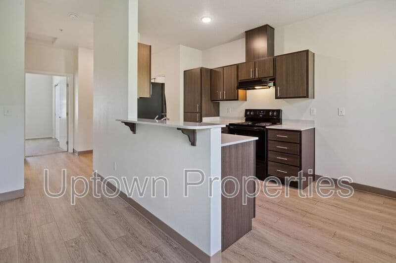 Fairview House: 2655 NE 205th Ave
