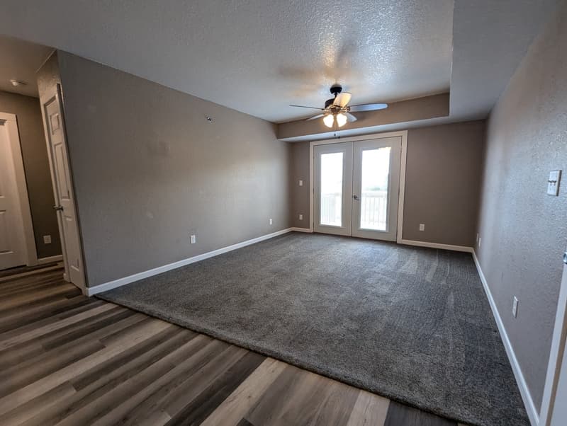 Oskaloosa Condo: 1317 B Avenue West 19