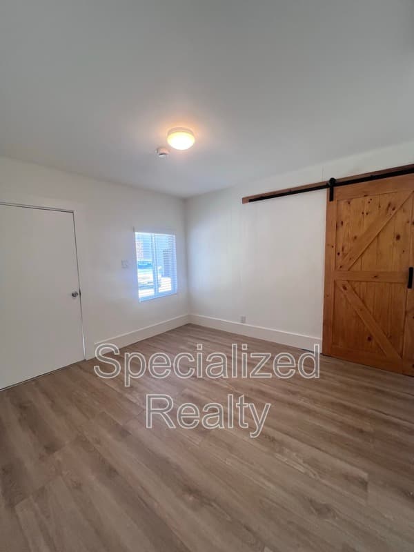 Los Angeles Condo: 1420 Isabel Street