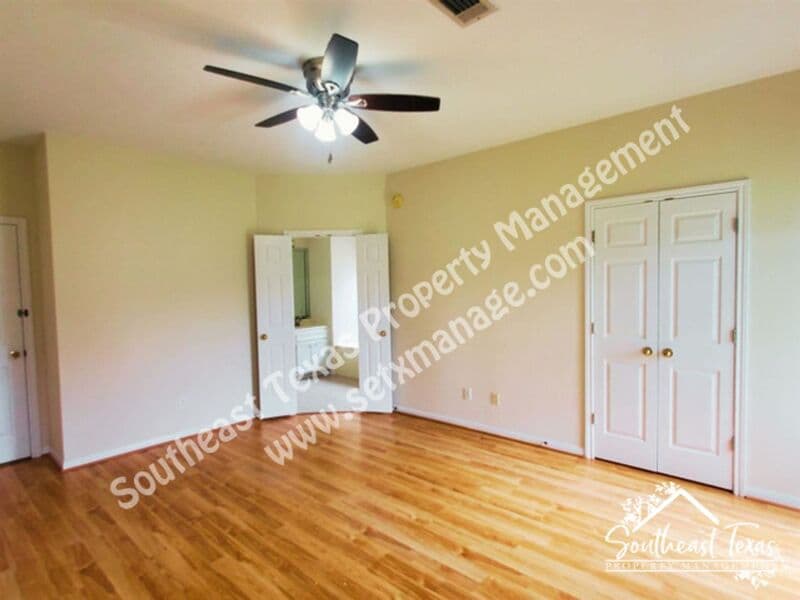Beaumont House: 7920 Buttercup Drive