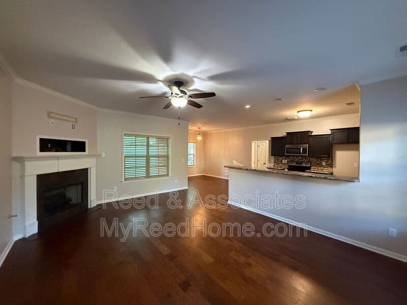 Cordova House: 1715 Bellevue Grove