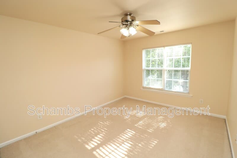 Raleigh House: 12554 Honeychurch St