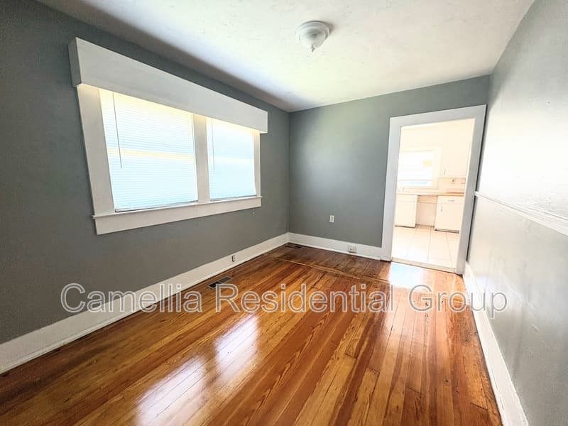 Birmingham House: 8149 1st Avenue South