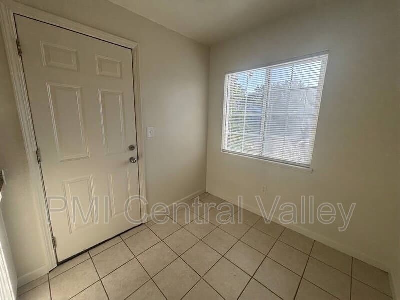Stockton Condo: 1302 North Filbert Street