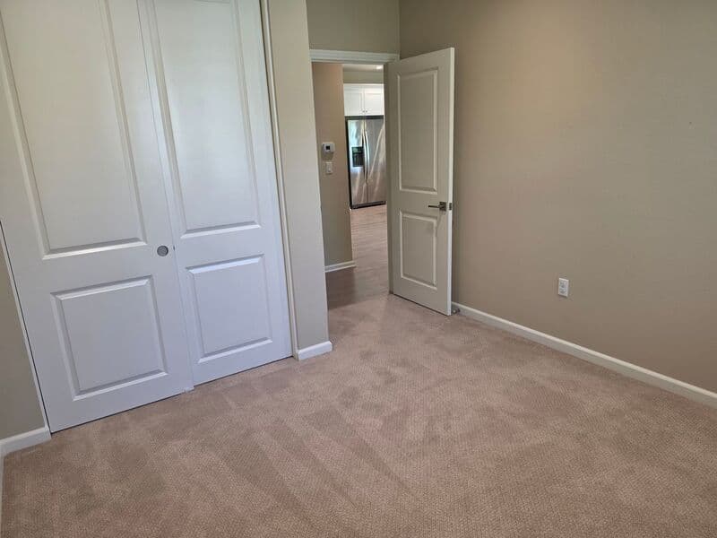 Irvine House: 232 Bishop Landing