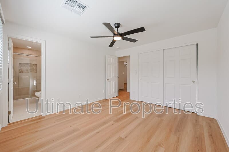 Phoenix House: 1619 W Pershing Ave