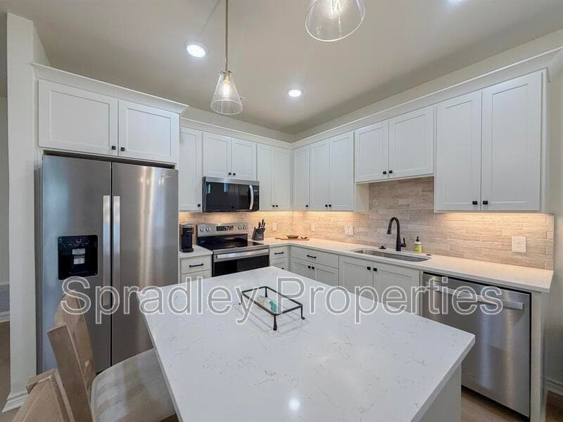 Temple Townhome: 1404 Rita Blanca Ct.