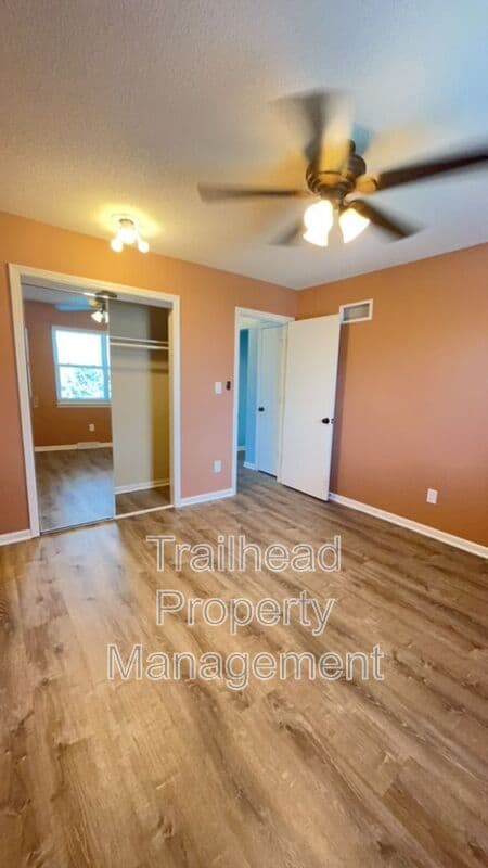 Kansas City Townhome: 8716 N Chatham Ave