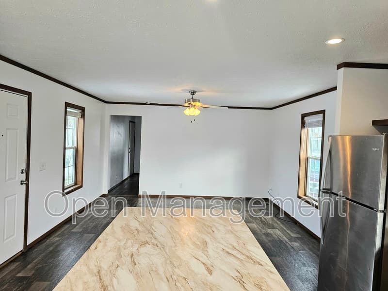 Bismark House: 700 S. 12th St.