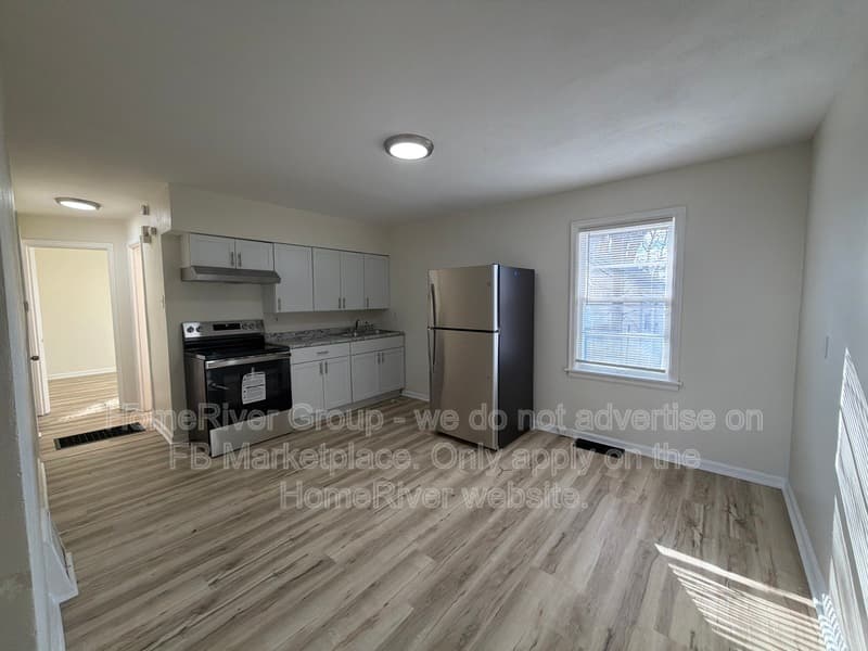 Saint Louis House: 202 Manning Ave