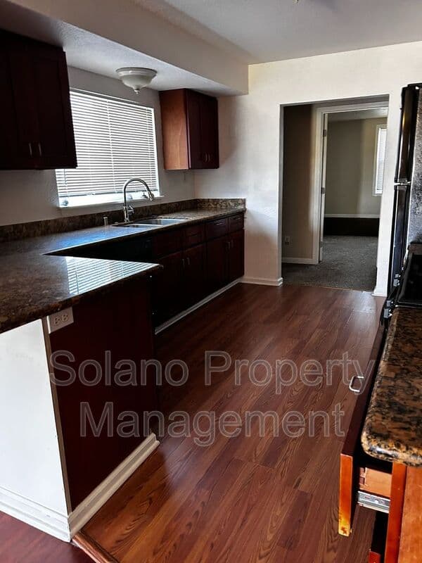 Vallejo Condo: 1820 Carolina St -