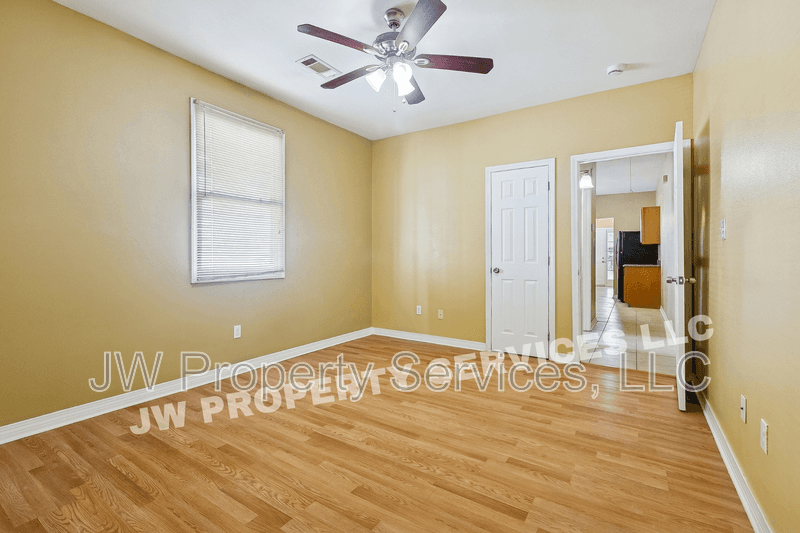 New Orleans House: 2522-24 N. Tonti St.