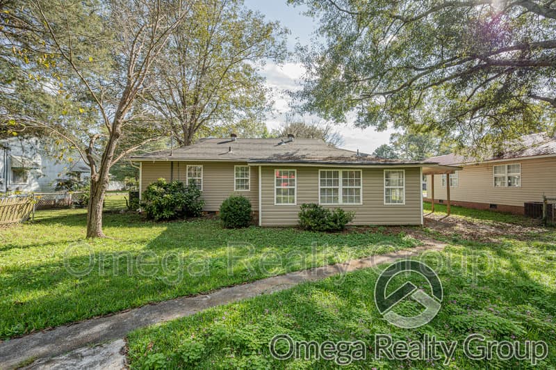 Calera House: 1850 21st Ave
