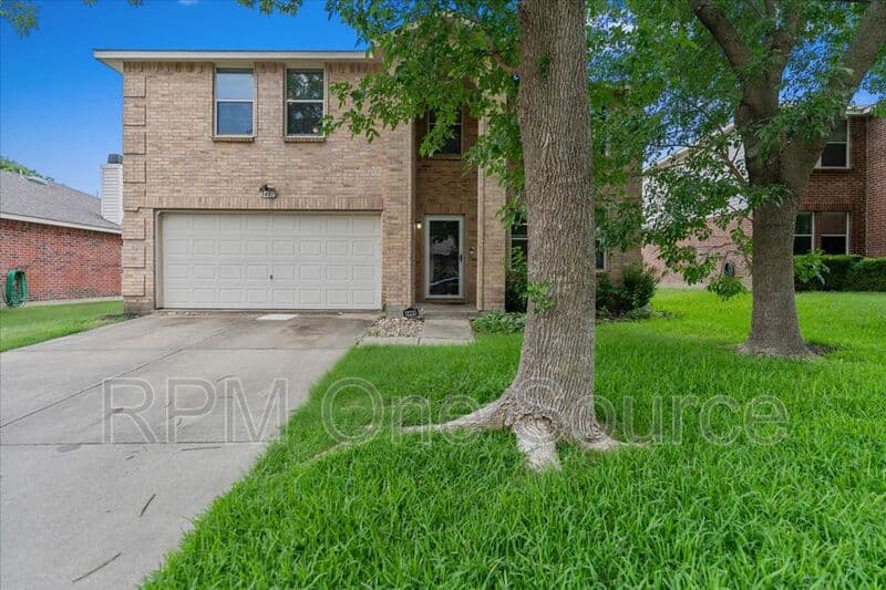 McKinney House: 5401 Pandale Valley Drive