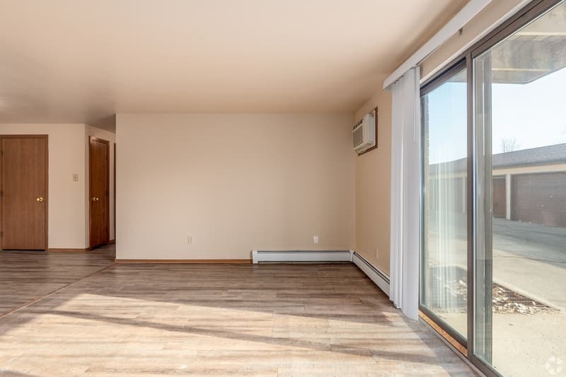 Green Bay Condo: 1721 Lenwood Avenue