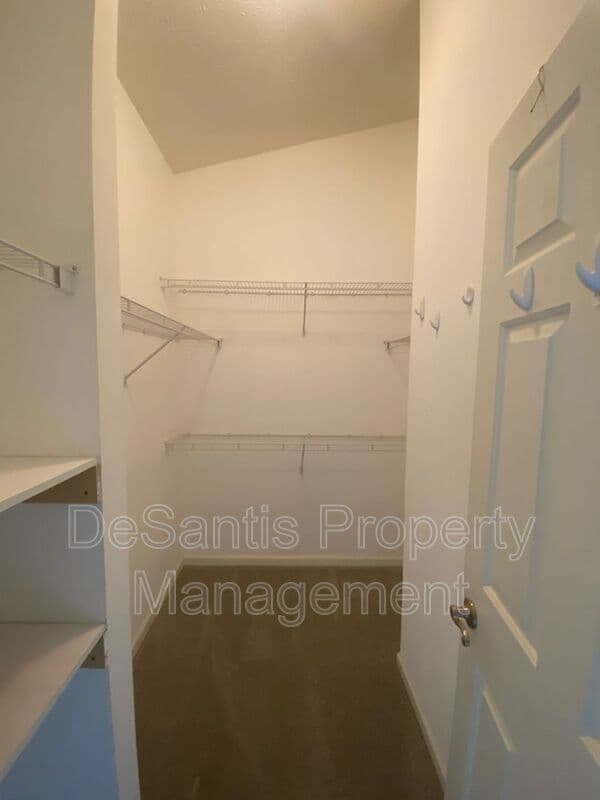 Mars Townhome: 640 Village Green Blvd East