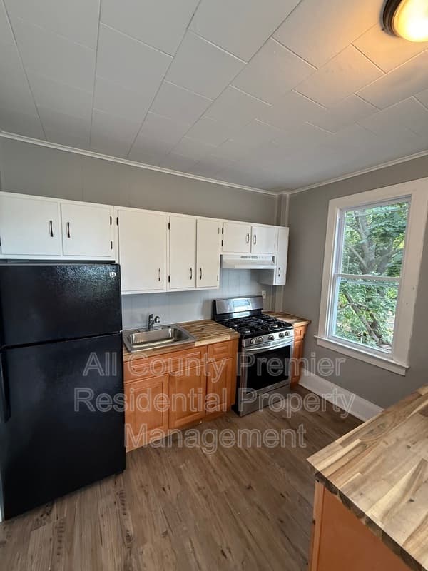 Trenton Condo: 1101 Hamilton Ave.