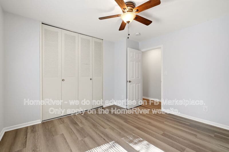 Bloomfield Condo: 42 John St