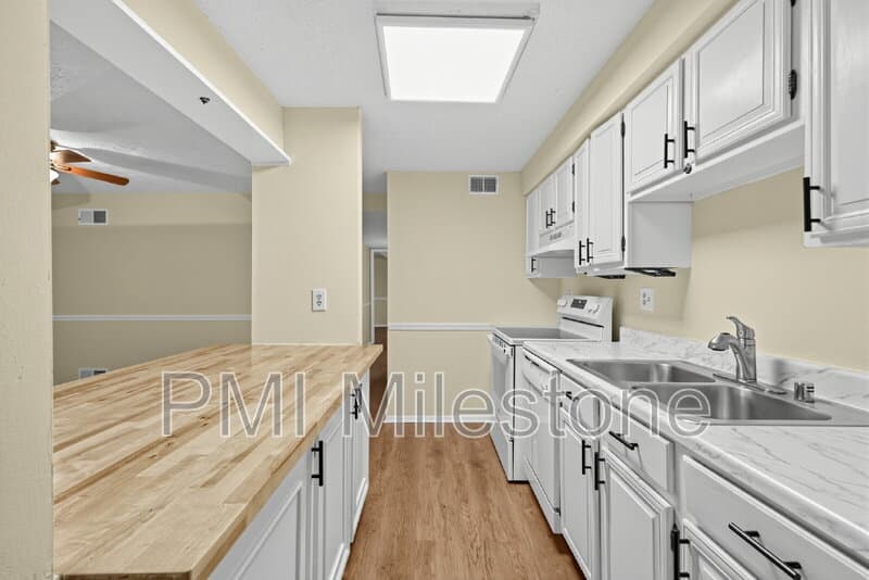 Germantown Condo: 19617 Gunners Branch Rd